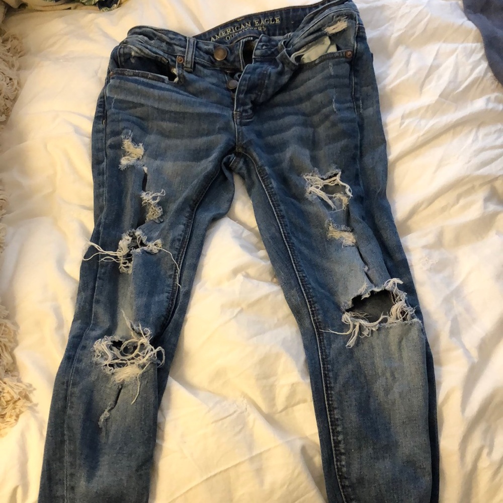 American eagle boyfriend ripped jeans
